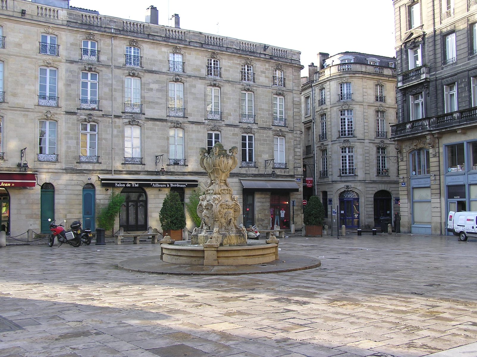 Bordeaux — photo gallery 6