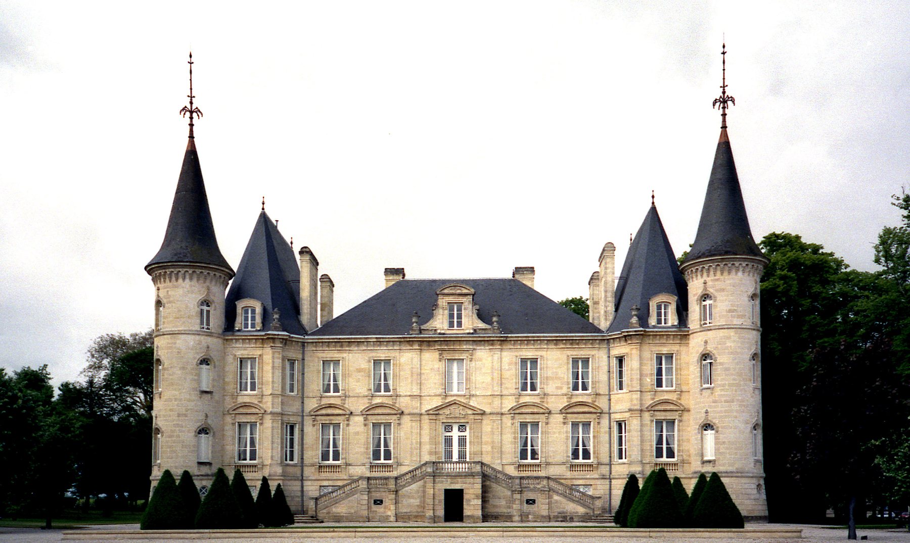 Famous estates — photo gallery 6